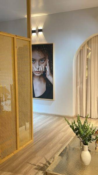 Gallery 3